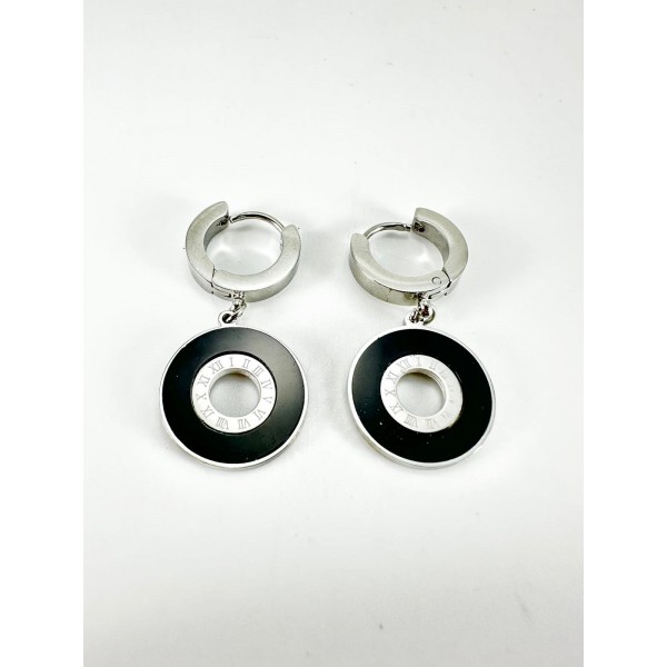 Gümüş Siyah Taş Detaylı Küpe